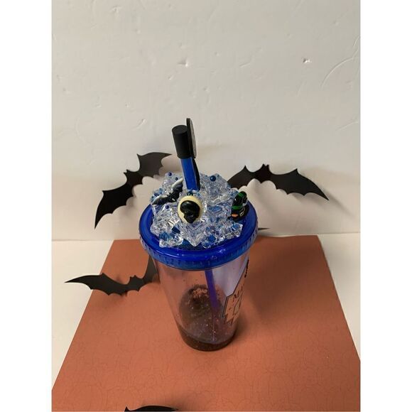 Handmade Snow Globe Halloween/Salem Tumbler - Picture 6 of 11